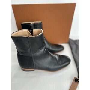 Dieppa Restrepo Black Leather Ankle Boot Zip Up Size 7 Dust Bag Box